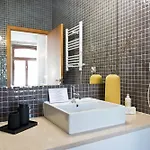 Boutique Rentals-sao Bento Ribeira * Oporto