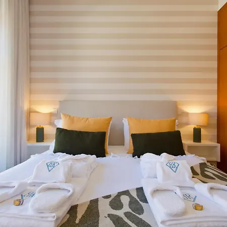 Boutique Rentals-sao Bento Ribeira * Oporto